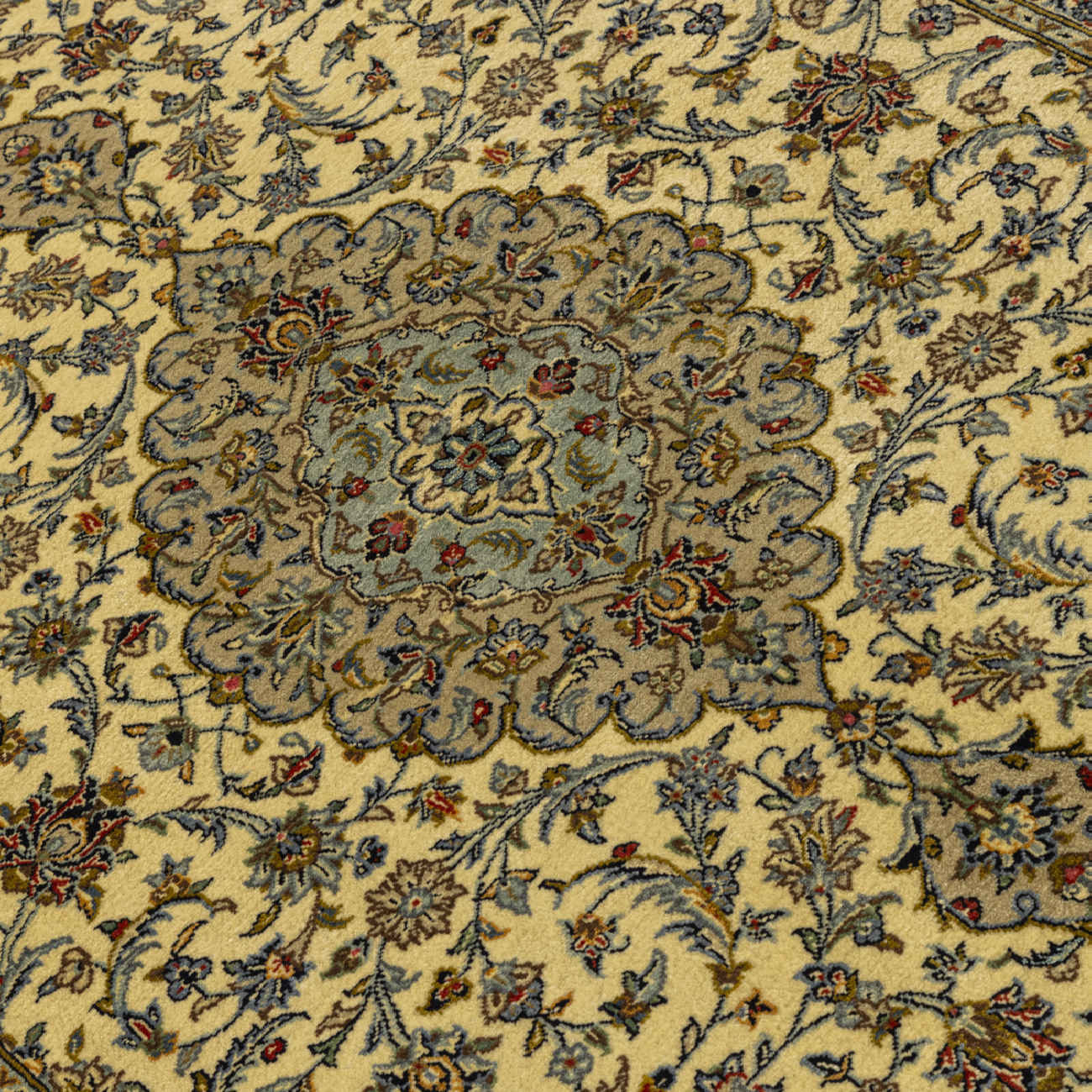 Price and Buy Authentic Persian Carpet with Cotton & Wool Hand-Knotted Lachak Toranj - Image 6