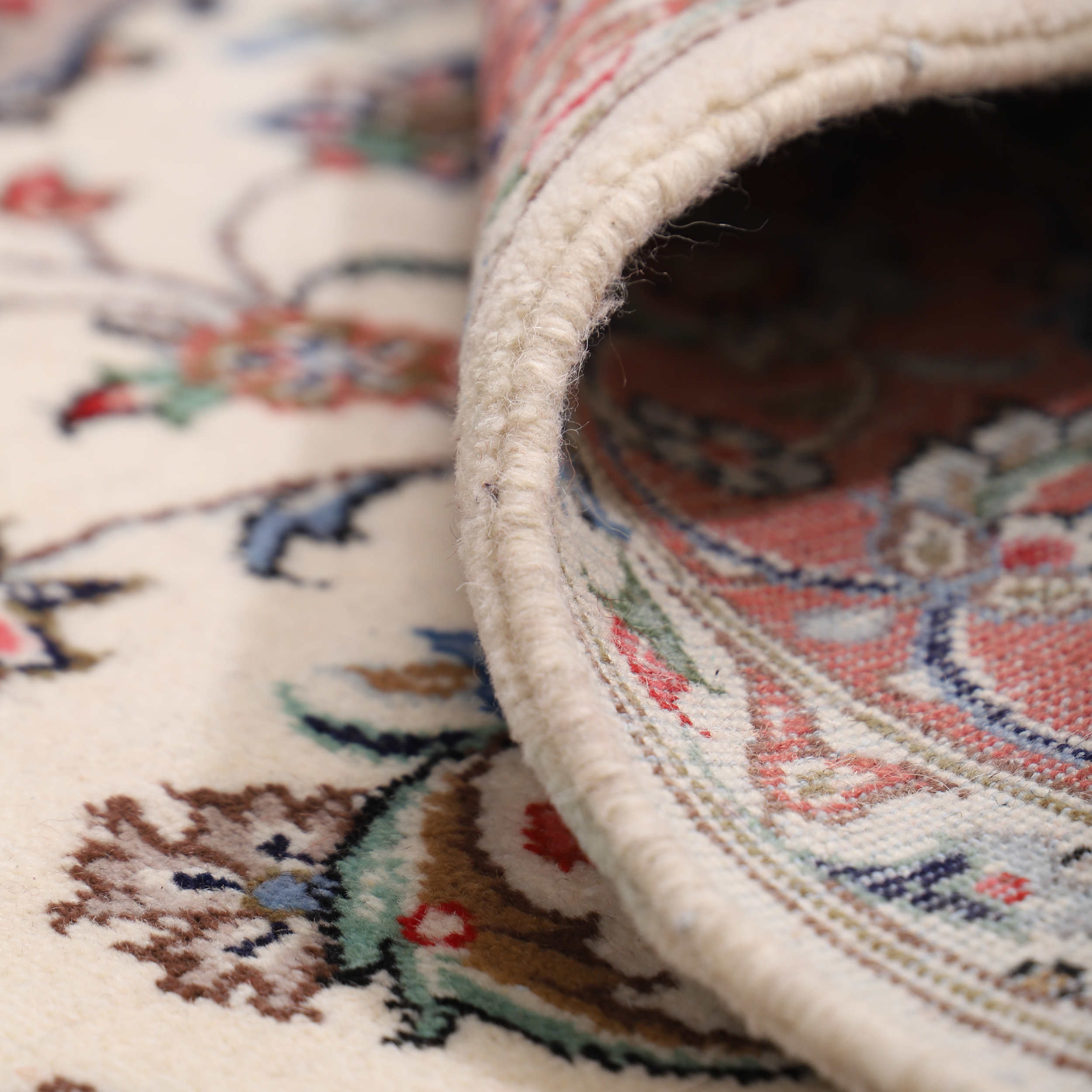 Price and Buy Authentic Persian Carpet with Wool Hand-Knotted in Ardakan Lachak Toranj - Image 6