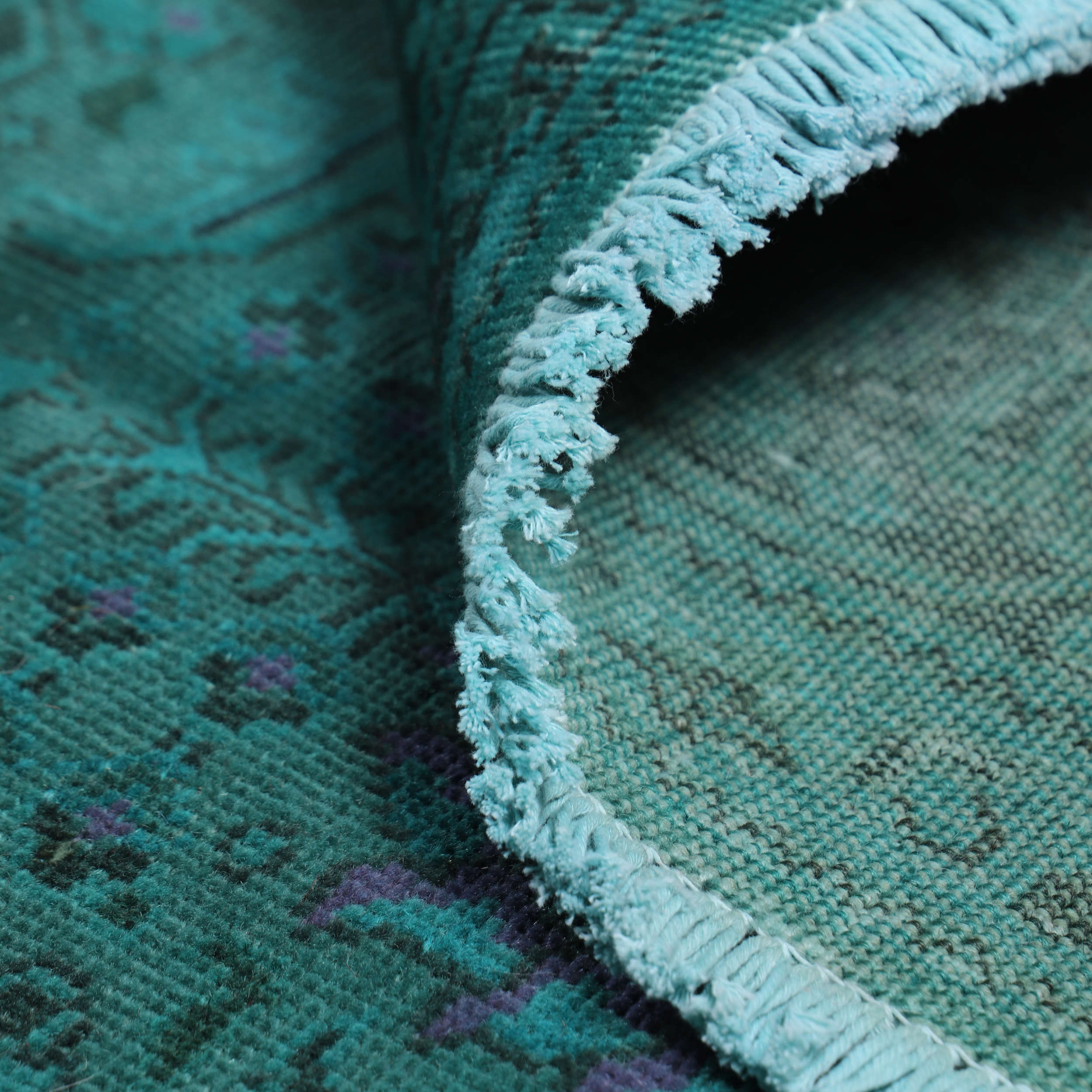 Price and Buy Authentic Persian Carpet with Wool Hand-Knotted in Isfahan Teal - Image 3