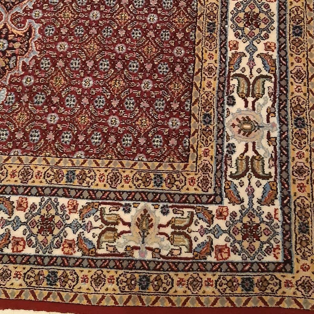 Price and Buy Authentic Persian Carpet with Silk & Wool Hand-Knotted in Birjand Riz Mahi - Image 3