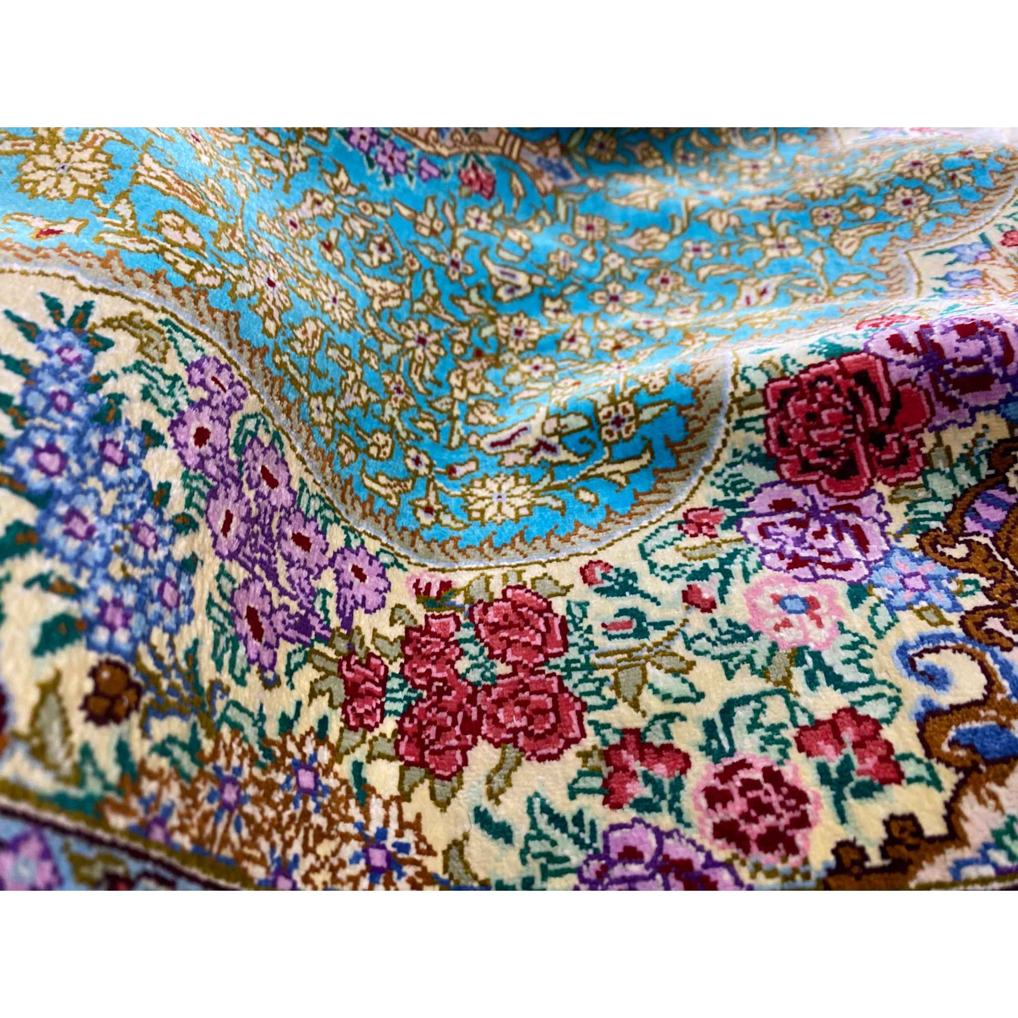 Price and Buy Authentic Persian Silk Carpet Hand-Knotted in Qom Lachak Toranj - Image 3