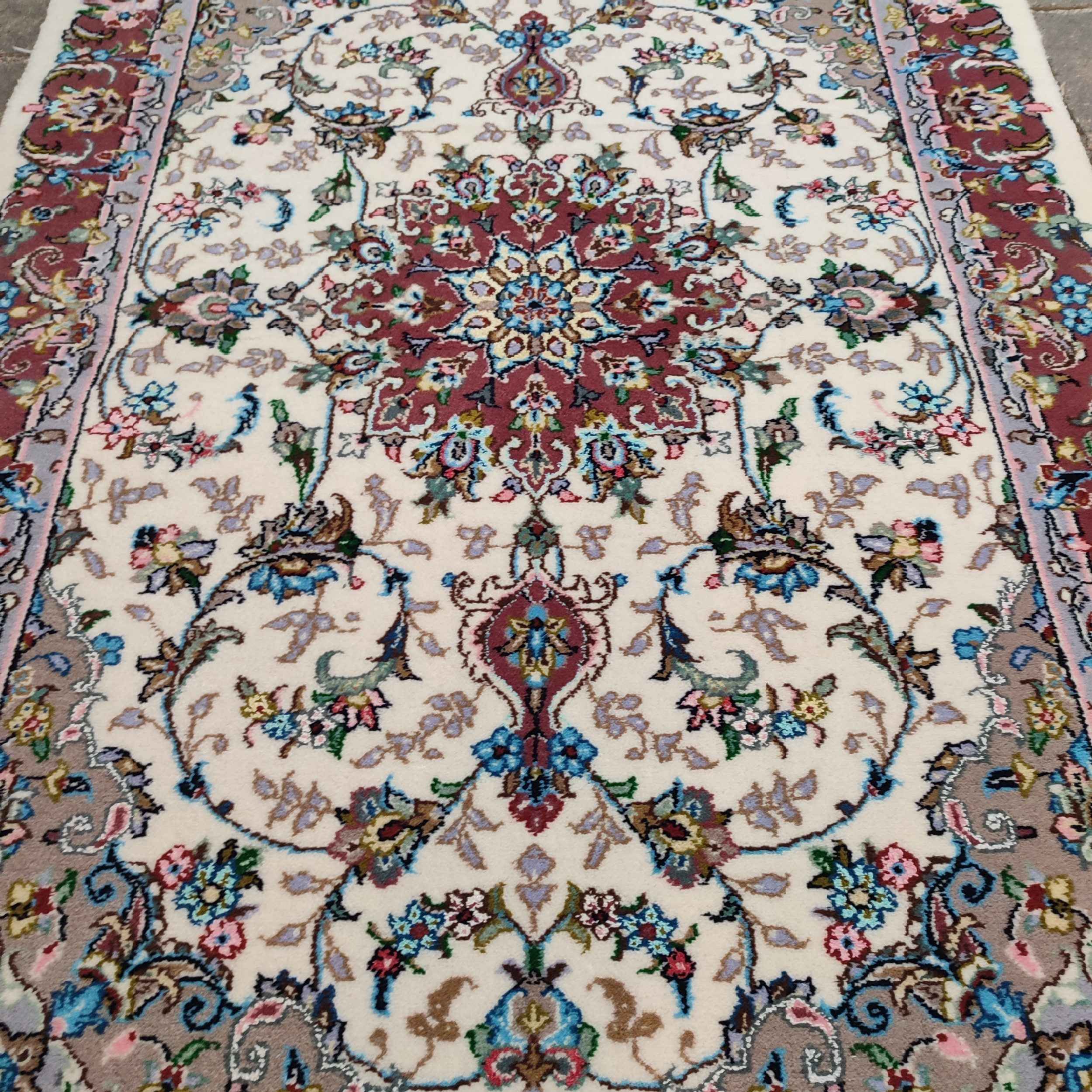 Price and Buy Authentic Persian Silk Carpet Hand-Knotted in Kashan Toranj Cream - Image 4