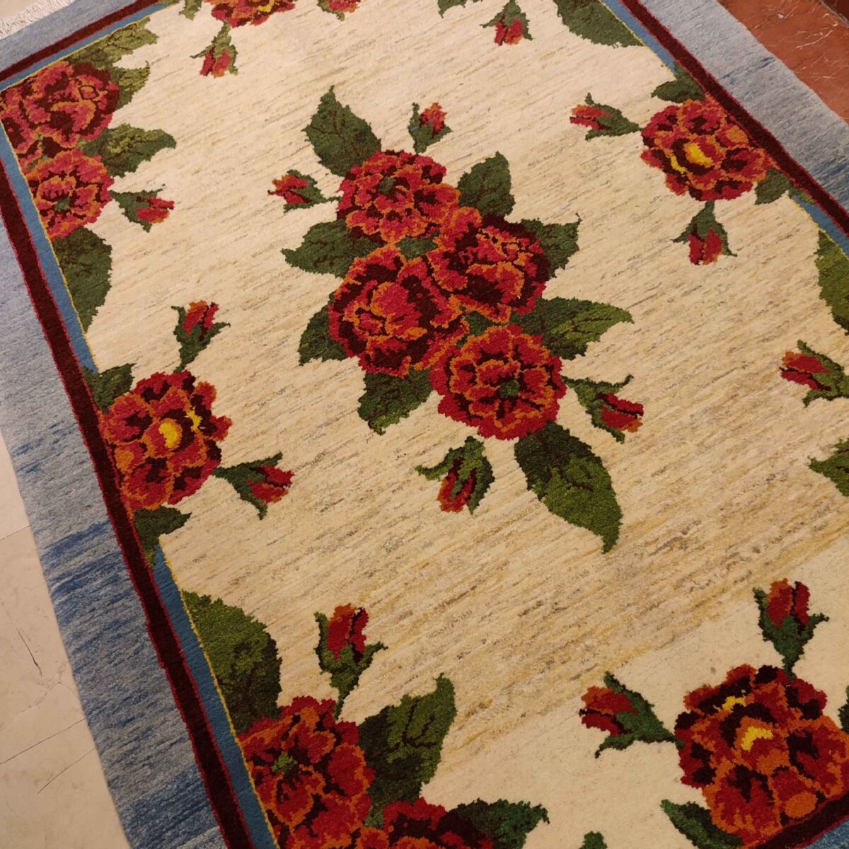 Price and Buy Authentic Persian Wool Carpet Hand-Knotted in Shiraz Floral Cream - Image 6