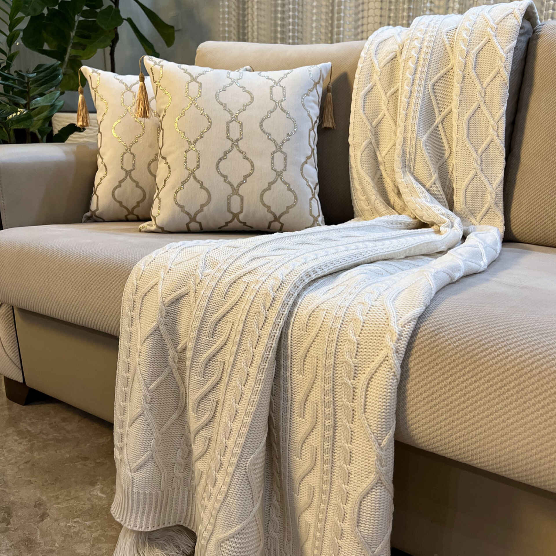Price and Buy Soft & Light Knitted Throw for Sofa & Bed Model Diana