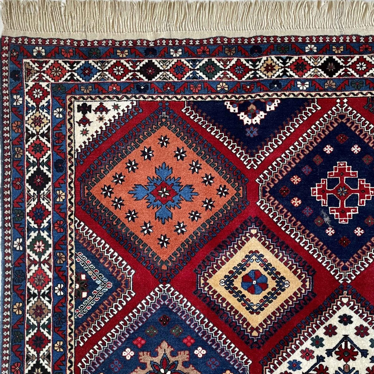 Price and Buy Persian Wool Carpet Hand-Knotted in Chaharmahal & Bakhtiari Yalameh - Image 6