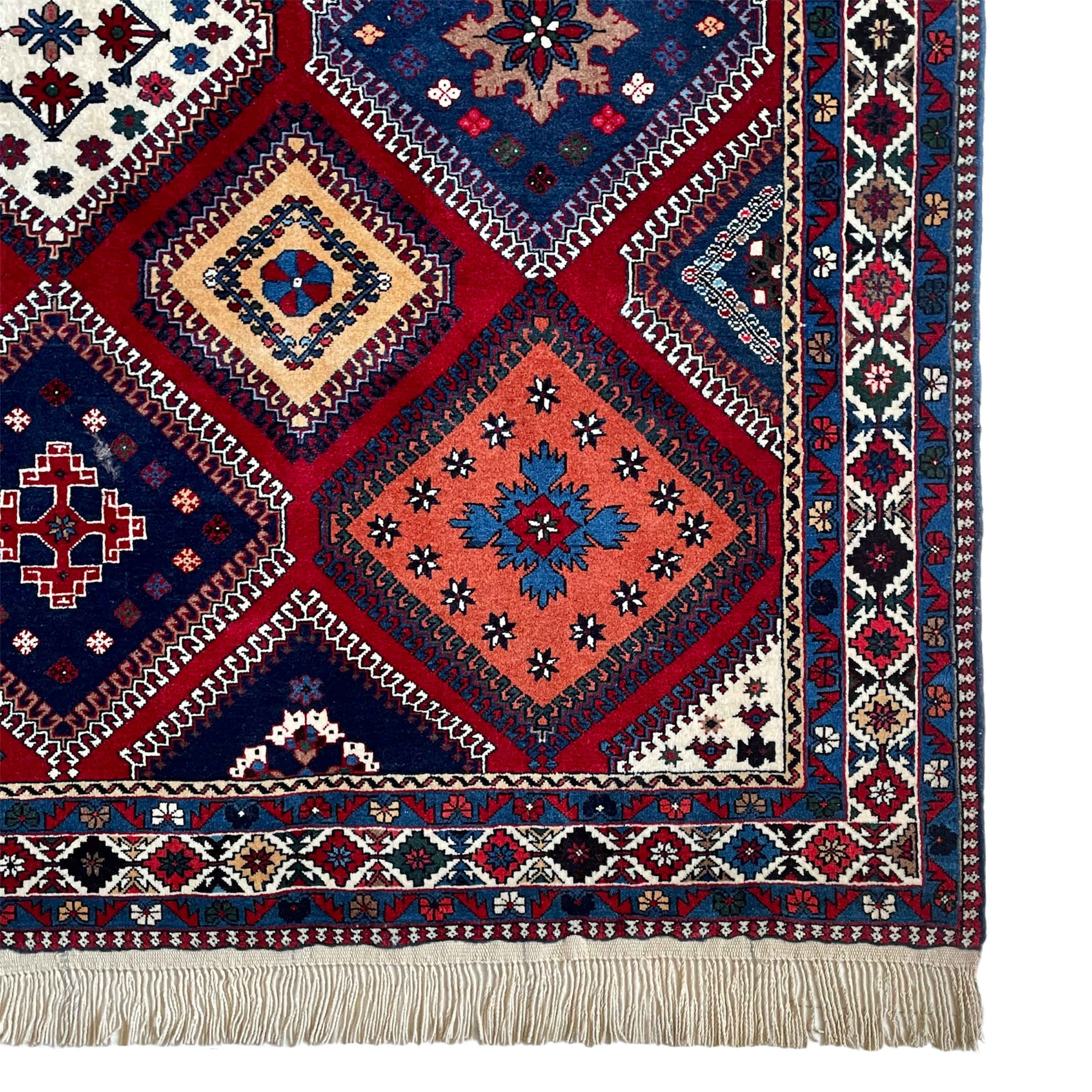 Price and Buy Persian Wool Carpet Hand-Knotted in Chaharmahal & Bakhtiari Yalameh - Image 4