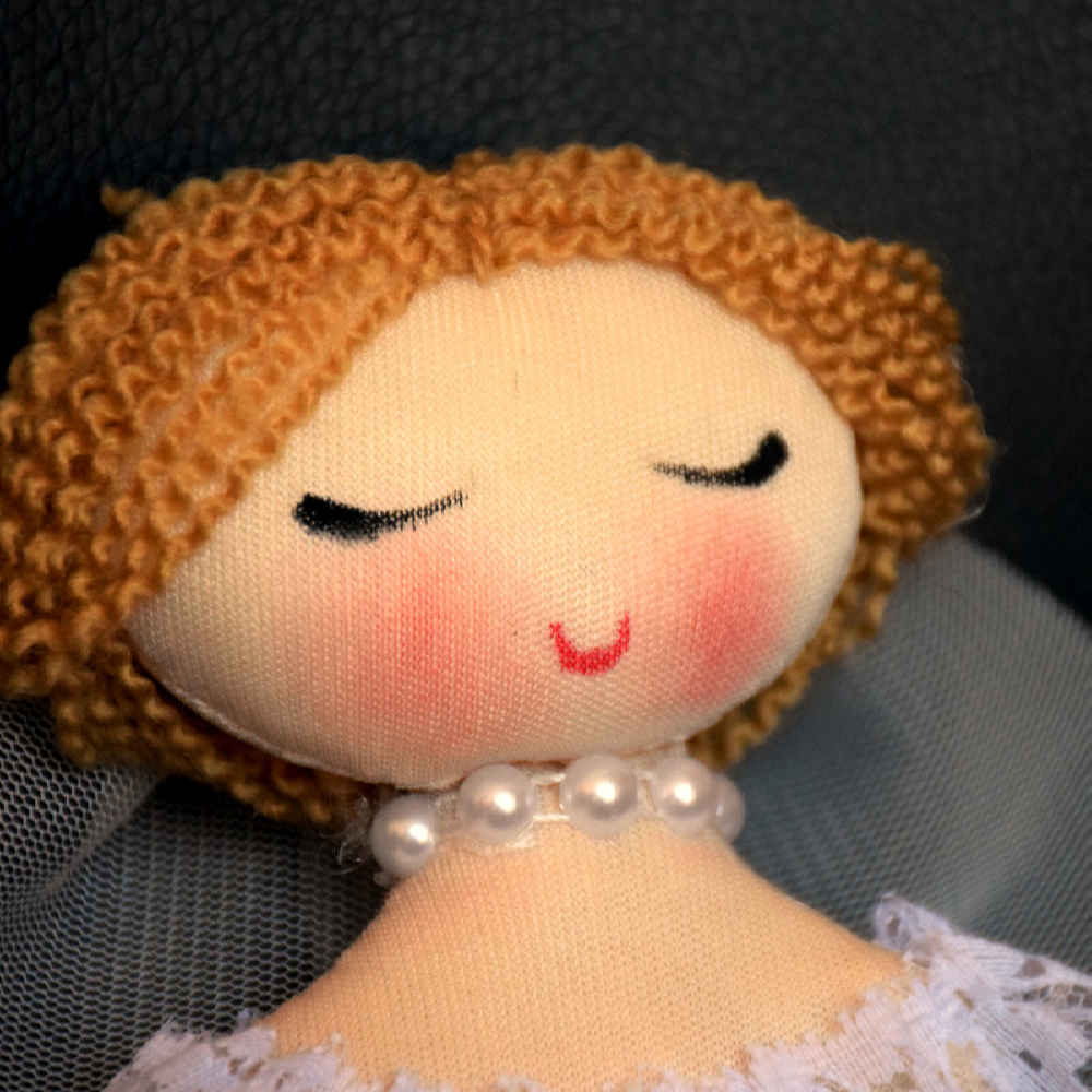 Price and Buy 20 Pcs Wedding Favor Model Doll - Image 3