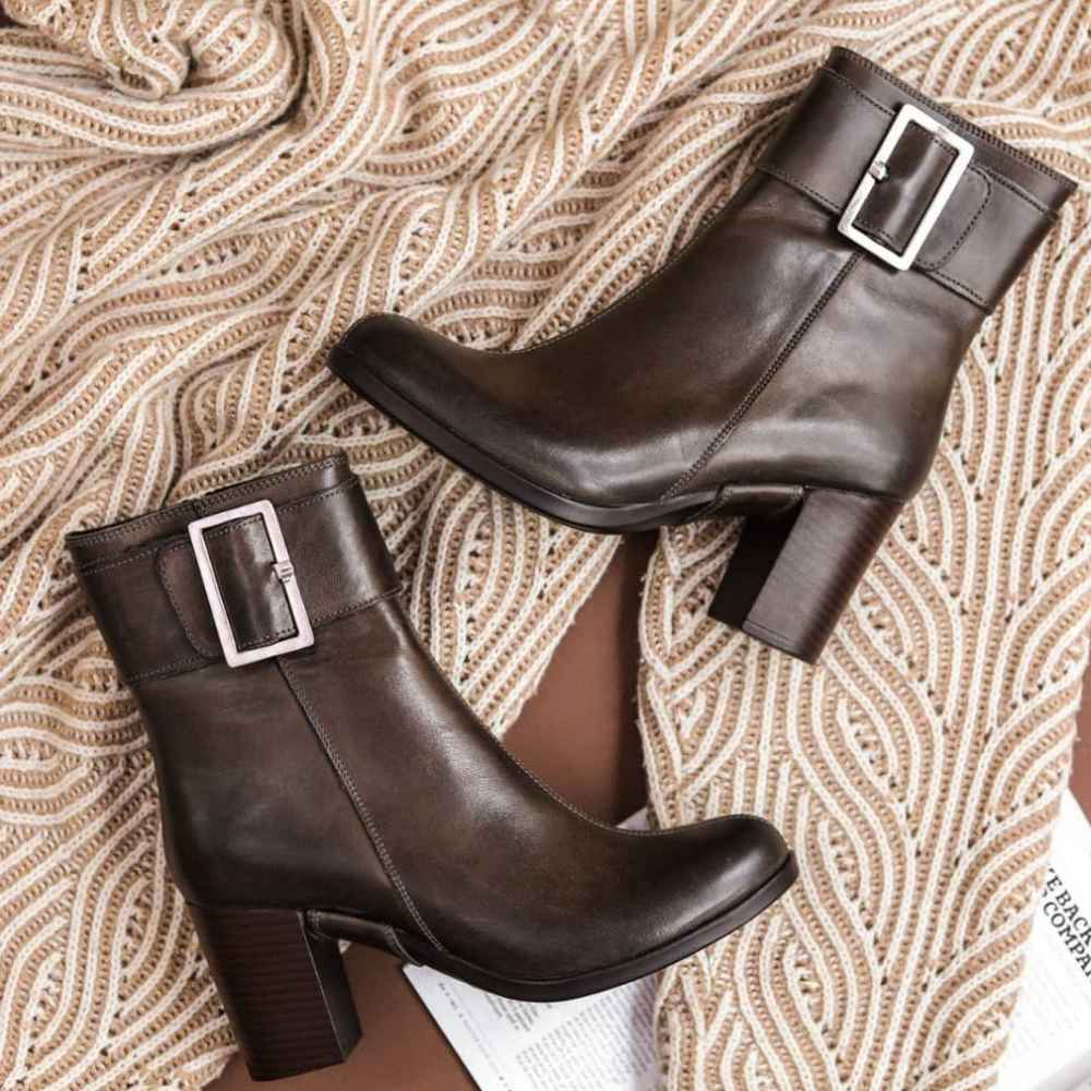 Price and Buy Ankle Leather Boots for Women – Model 111 - Image 3