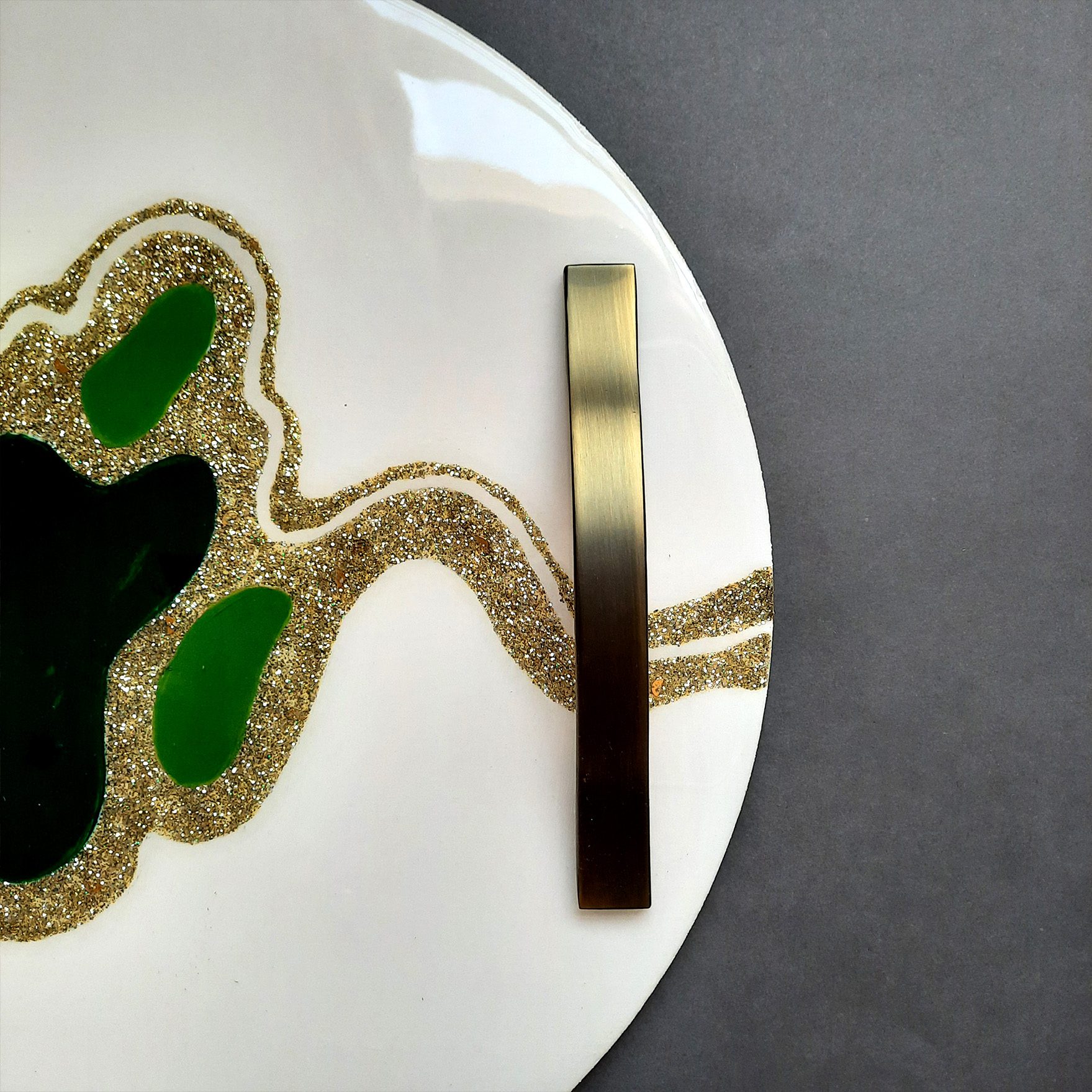 Price and Buy Artisan Resin Serving Tray Set of 2 in White - Image 4