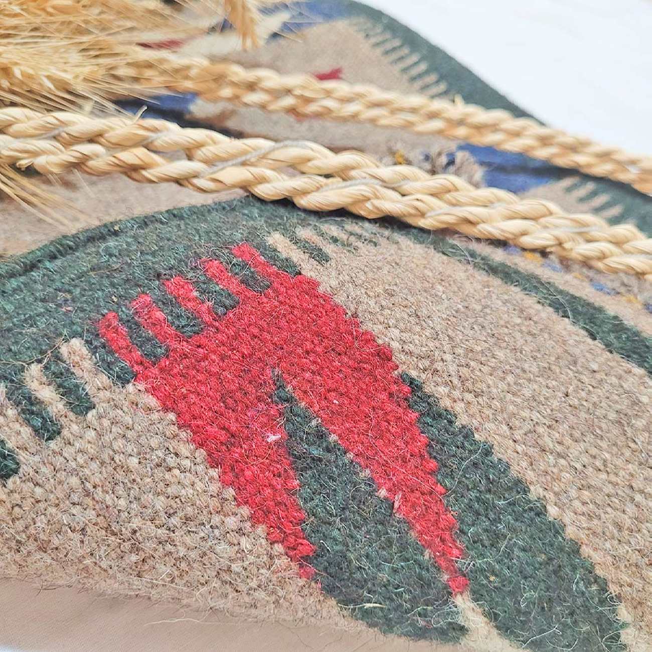 Price and Buy Authentic Persian Wool Kilim Rug Handwoven in Shiraz Qashqai Cream - Image 3