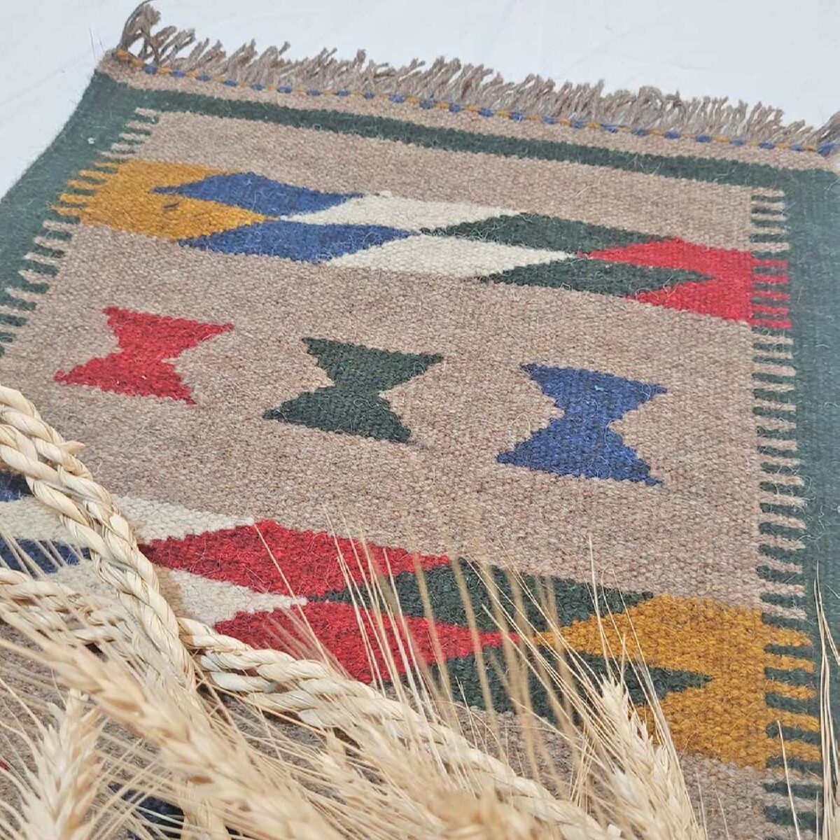 Price and Buy Authentic Persian Wool Kilim Rug Handwoven in Shiraz Qashqai Cream - Image 5