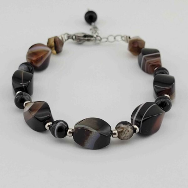 Price and Buy Beaded Bracelet for Women – Sulemani Hakik Gemstone_68fd67c99b54c.jpeg Price and Buy Beaded Bracelet for Women – Sulemani Hakik Gemstone