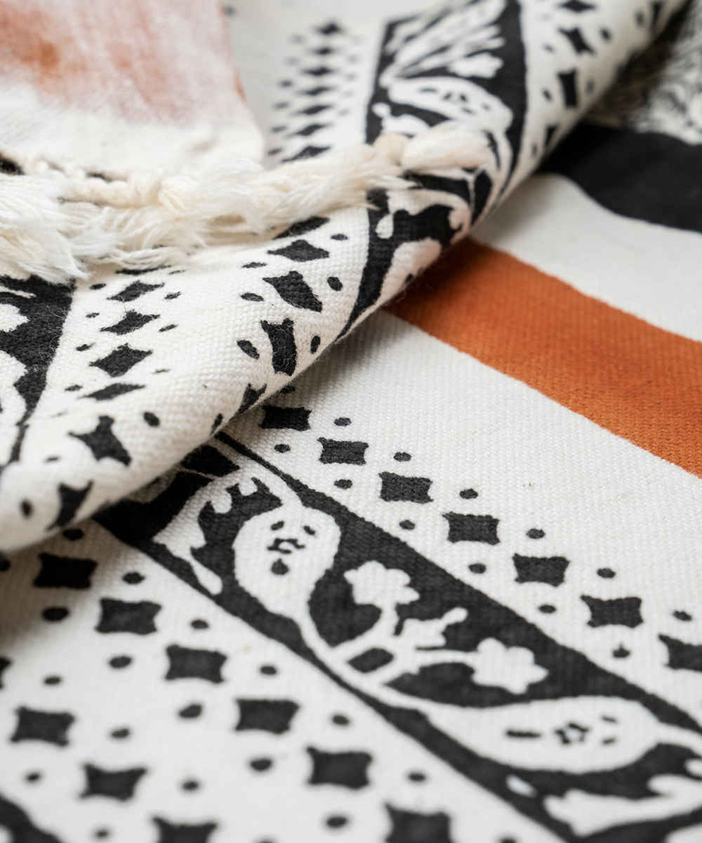 Price and Buy Block Print Linen Tablecloth Model Kaaj - Image 3