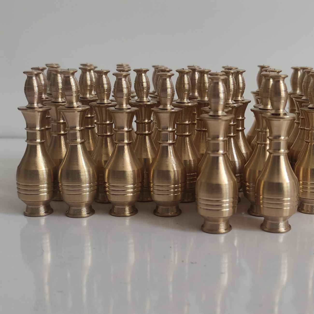 Price and Buy Brass Surma Dani – Durable and Antibacterial Kohl Holder_69037c0bf40c0.jpeg Price and Buy Brass Surma Dani – Durable and Antibacterial Kohl Holder - Image 1