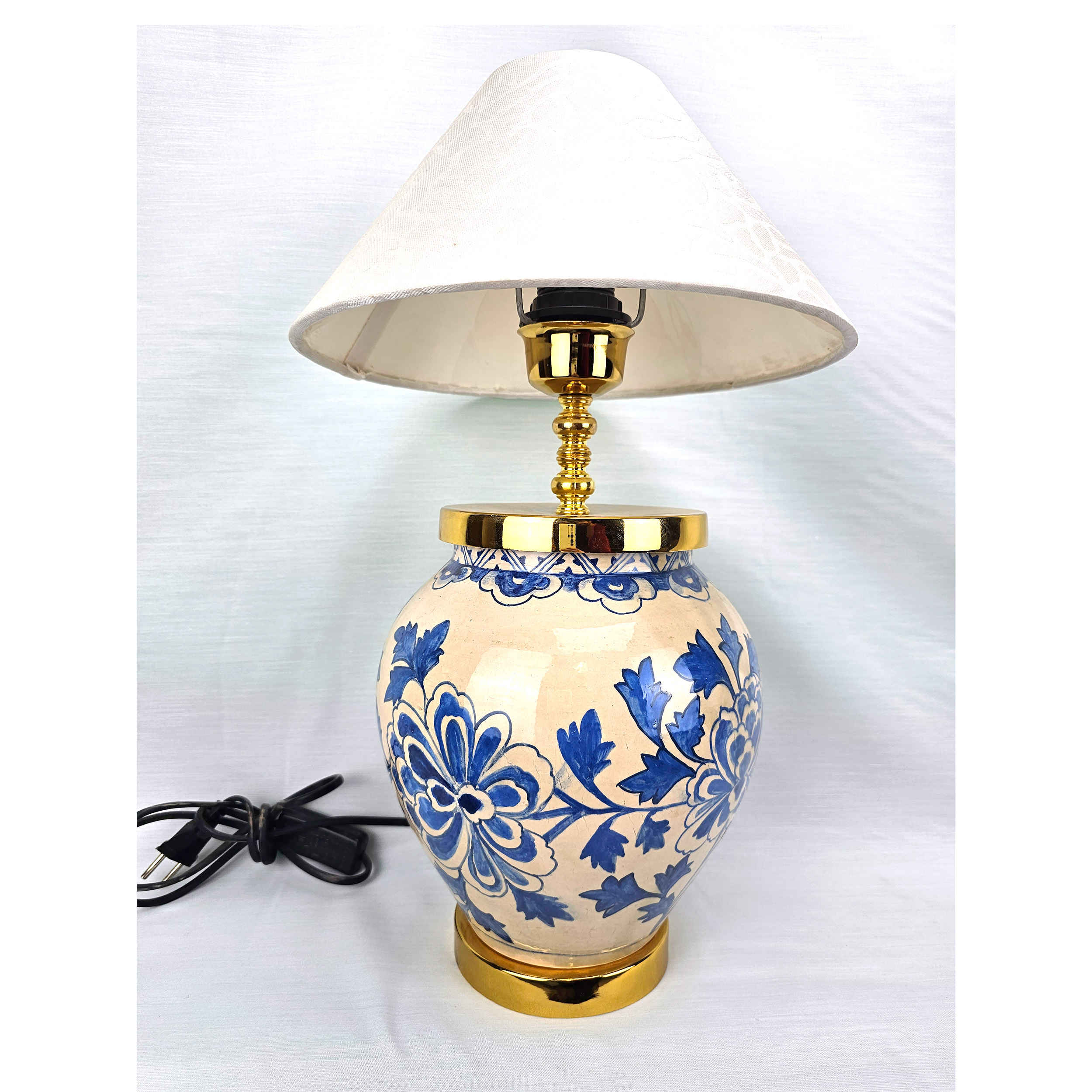 Price and Buy Ceramic Vase Table Lamp with Fabric Shade for Cozy Atmosphere - Image 5
