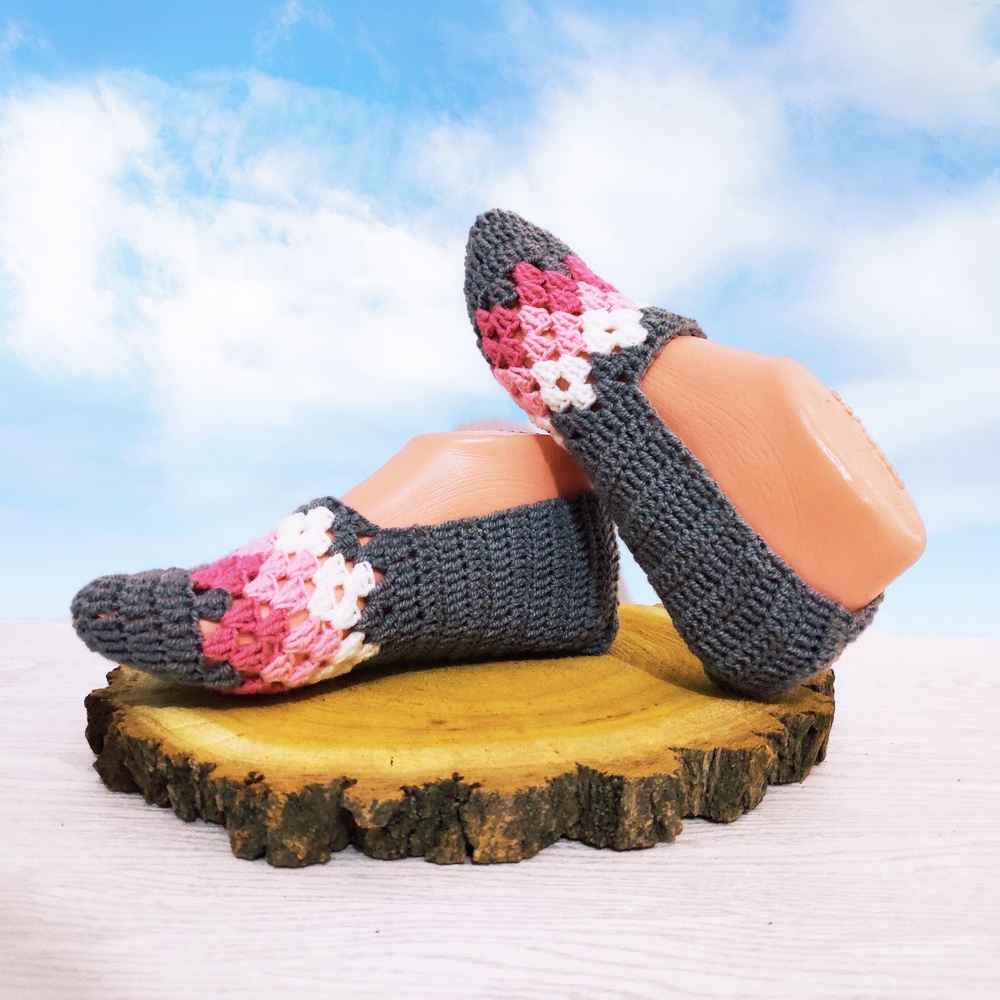 Price and Buy Crochet Slippers for Women Cotton Knitted Model Rosa - Image 3