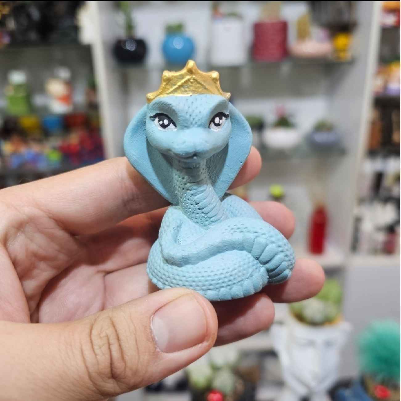 Price and Buy Crowned Cobra Sculpture for Nowruz 1404 Celebration_6902366a87969.jpeg Price and Buy Crowned Cobra Sculpture for Nowruz 1404 Celebration - Image 1