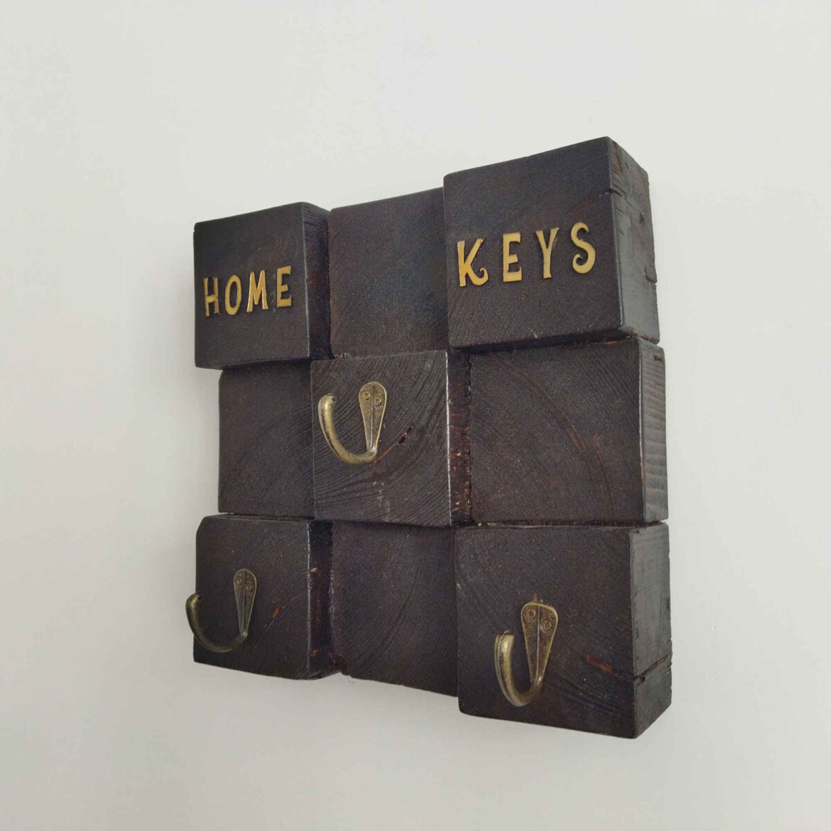 Price and Buy Decorative & Handcrafted Wall Key Holder with Entrance Cubes Design - Image 6