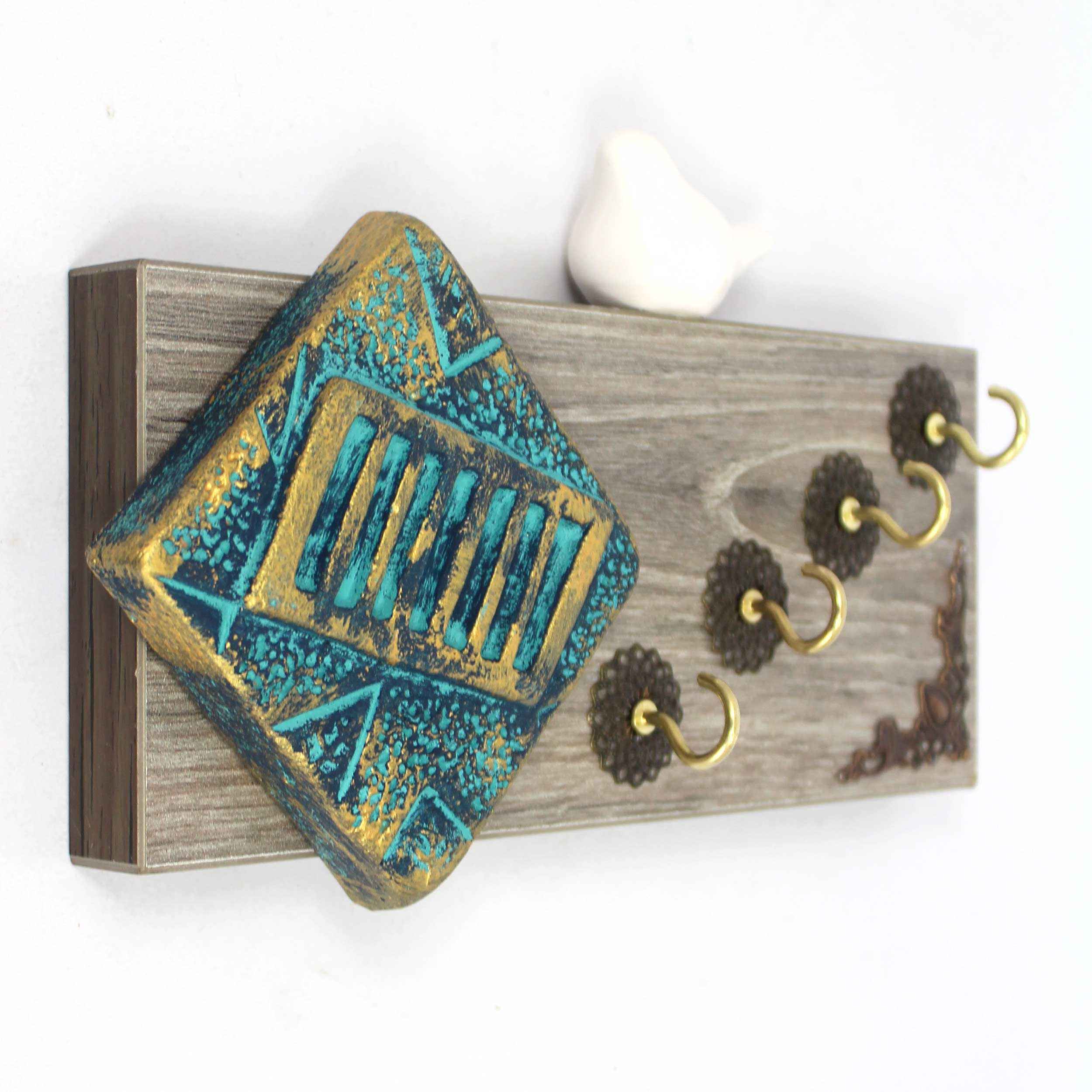 Price and Buy Decorative & Handcrafted Wall Key Holder with the Deign Traditional Tile - Image 3