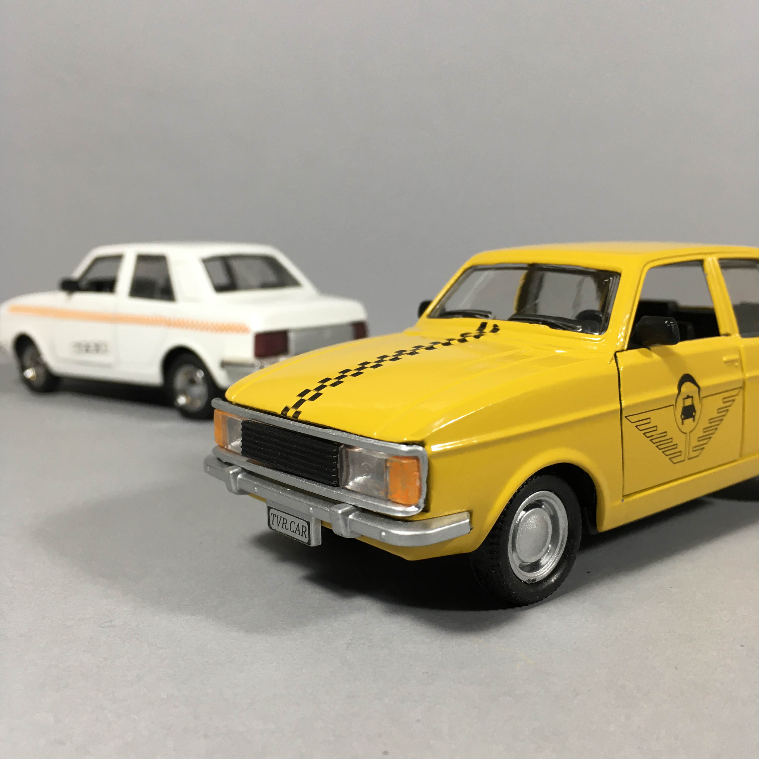 Price and Buy Elegant Paykan Iconic Iranian  Toy Car in Taxi Form – 1966 Hillman Hunter - Image 8