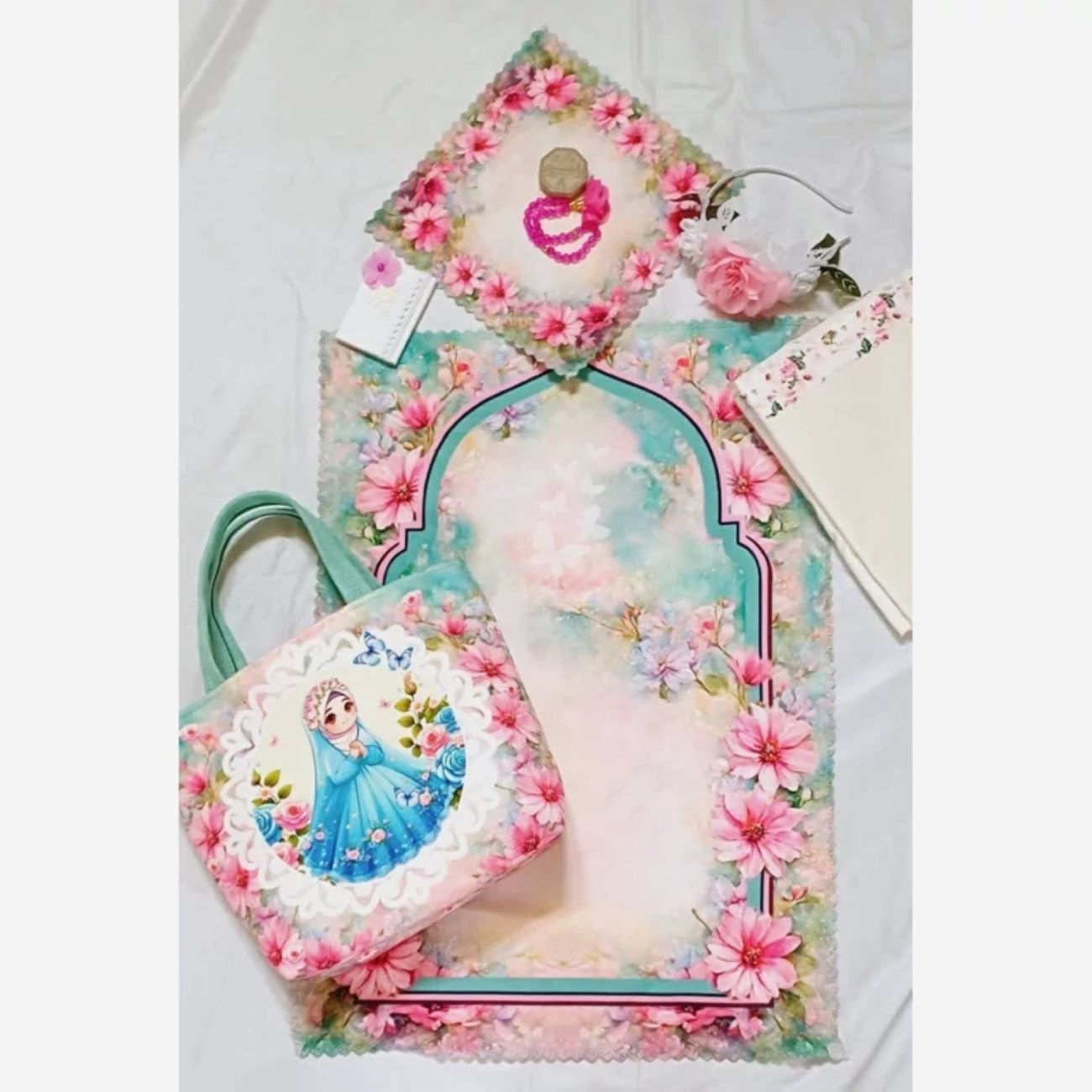 Price and Buy Elegant Taklif Gift Set – Suitable for A Spiritual Start for Young Girls_6902983535a9c.jpeg Price and Buy Elegant Taklif Gift Set – Suitable for A Spiritual Start for Young Girls - Image 1