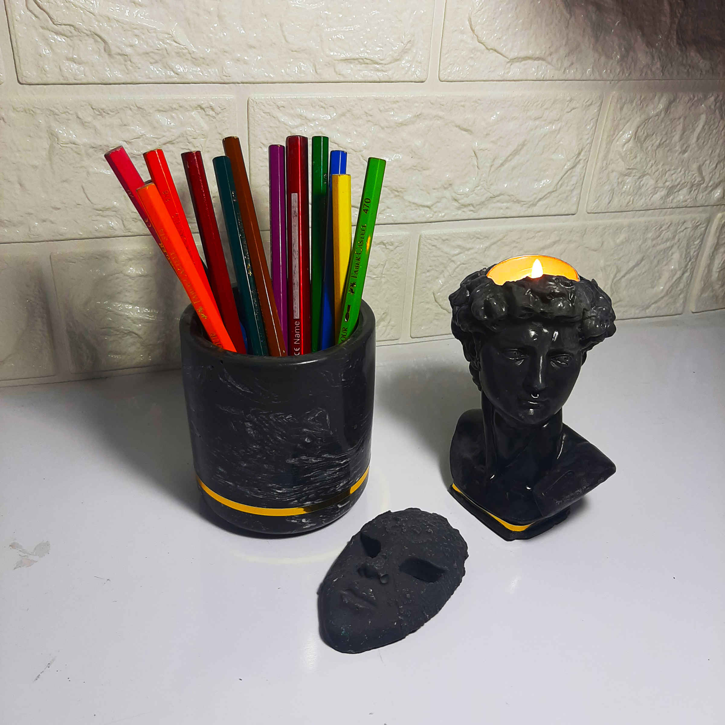Price and Buy Farma Edition – Natural Stone Desk Holder with Elegant Texture - Image 3