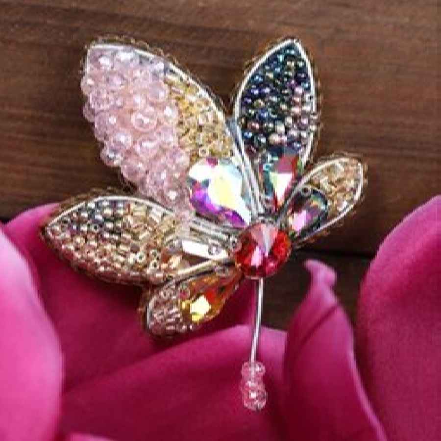 Price and Buy Feminine Handmade Beaded Brooch Pin – Leaf Design - Image 4