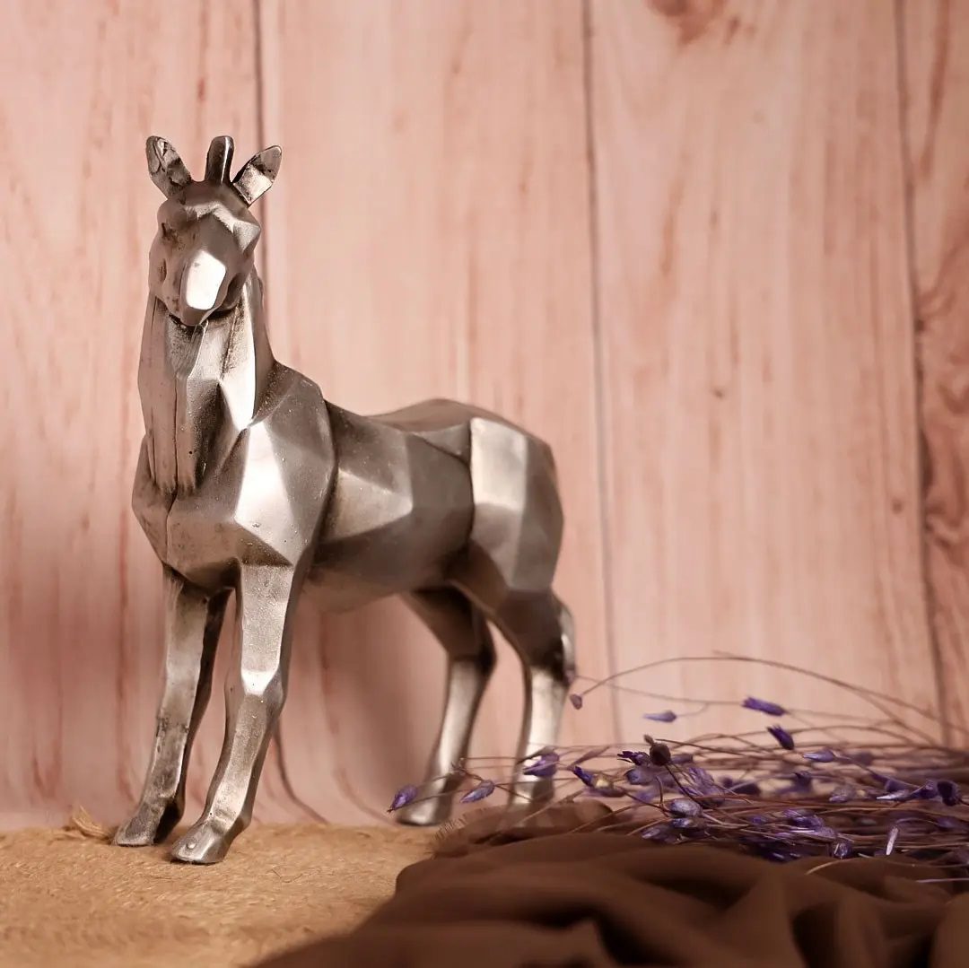 Price and Buy Geometric Horse Cubism Figurine – Decorative Accents - Image 3