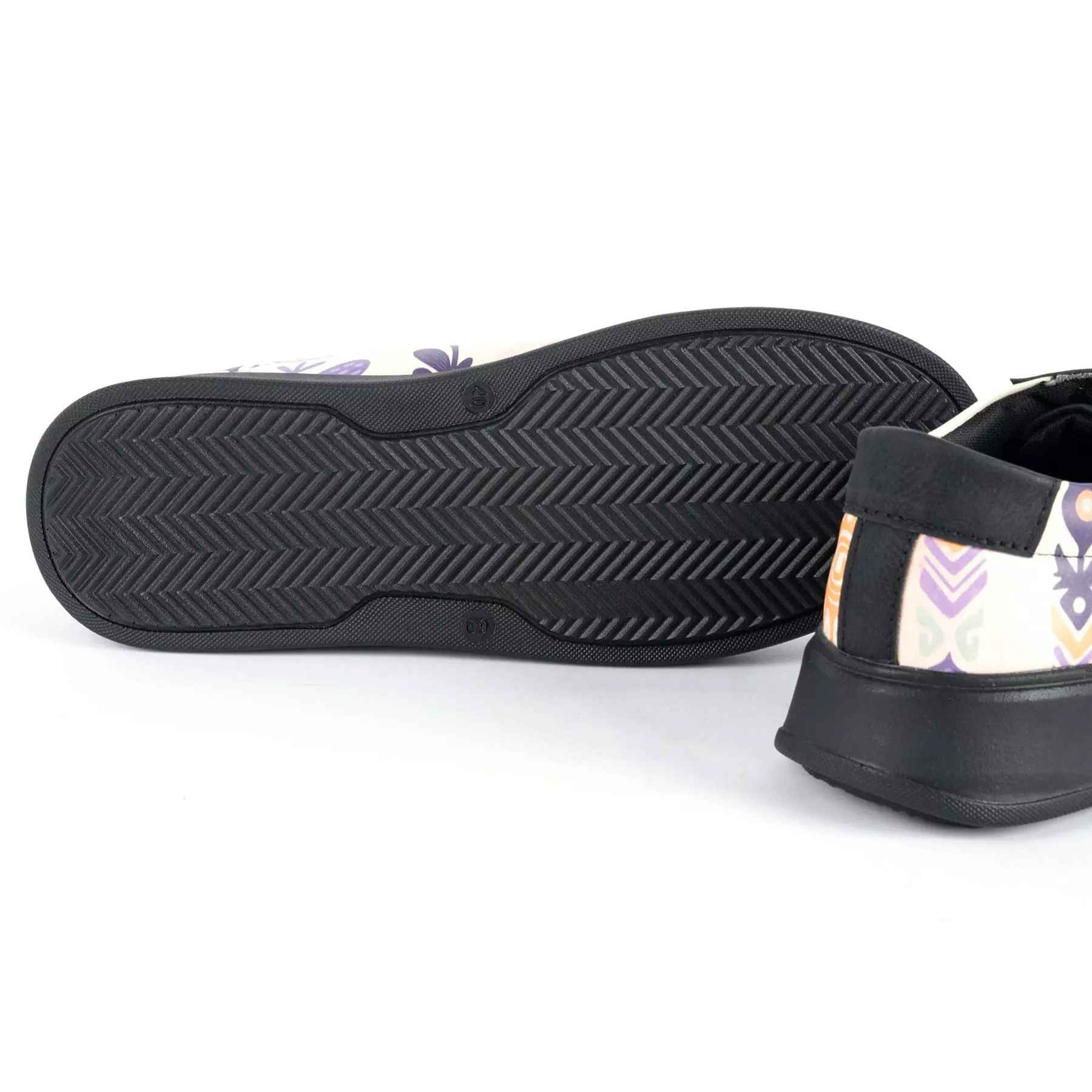 Price and Buy Graffiti Print Sneakers – Women’s Chic Casual Shoes Model Ramona - Image 5