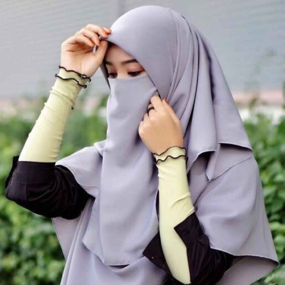 Price and Buy Gray Islamic Crepe Square Scarf & Niqab Set for Women - Image 4