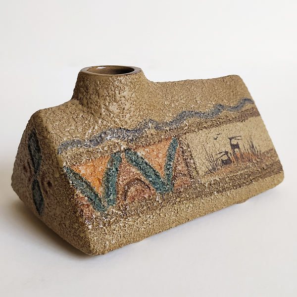 Price and Buy Handcrafted Decorative Persian Bud Pottery Vase with Art Motif Ancient_68f66d72aafa1.jpeg Price and Buy Handcrafted Decorative Persian Bud Pottery Vase with Art Motif Ancient