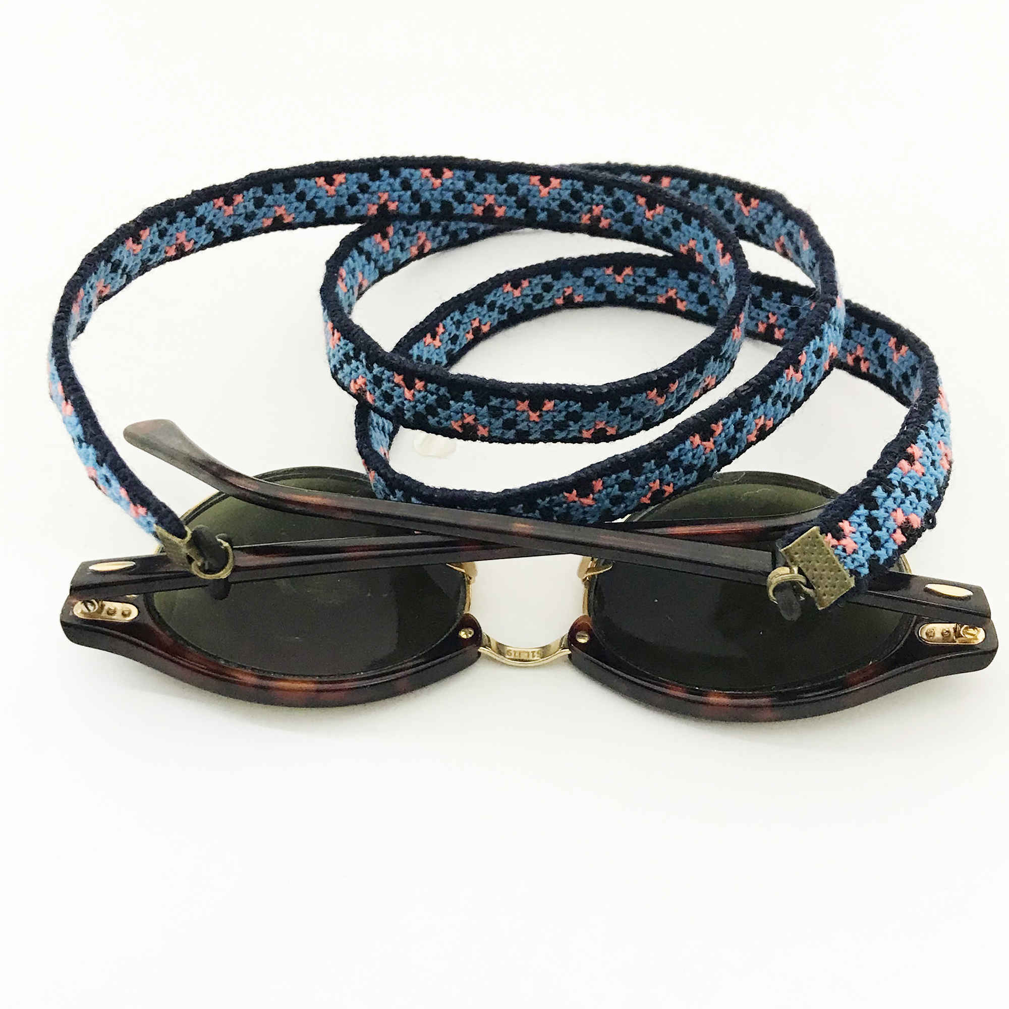 Price and Buy Handcrafted Glasses Strap – Intricate Baluchi Embroidery - Image 4