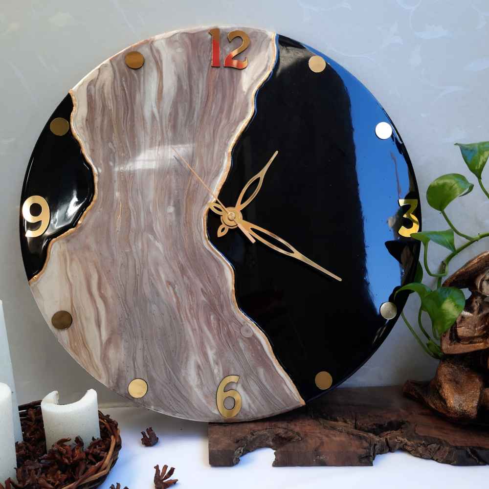 Price and Buy Handcrafted Resin Wall Clock – Abstract Style Barook - Image 3