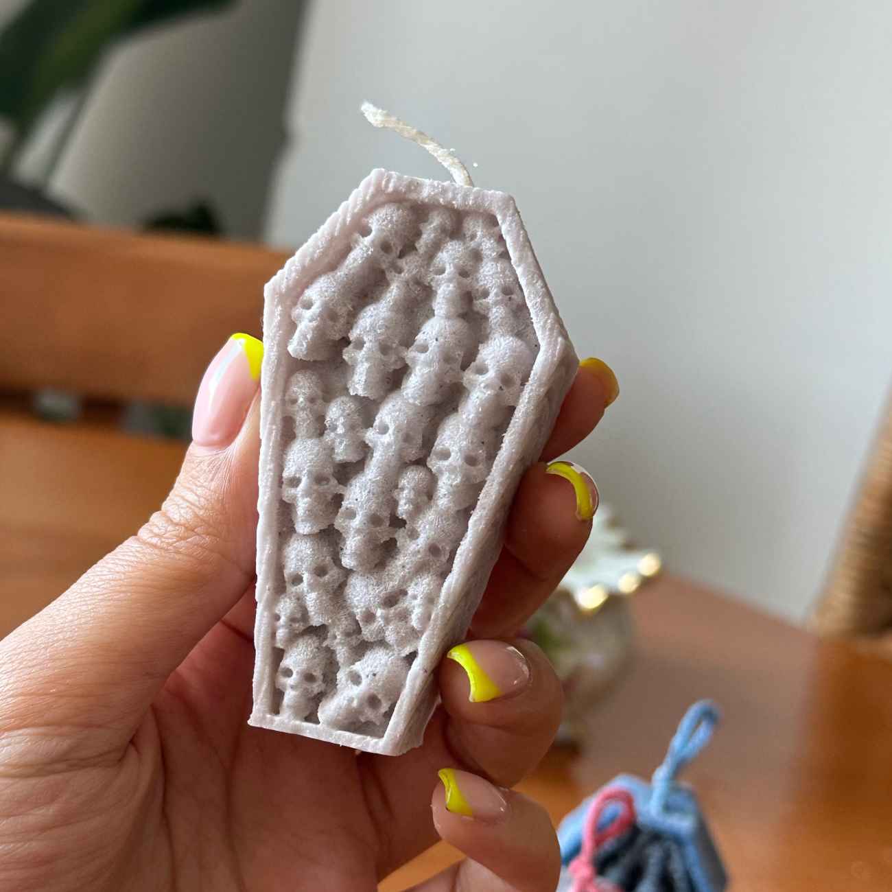 Price and Buy Handmade Gothic Candles – Coffin & Skeleton – Aromatic, Natural & Vegan-Friendly_69033328edcda.jpeg Price and Buy Handmade Gothic Candles – Coffin & Skeleton – Aromatic, Natural & Vegan-Friendly - Image 1