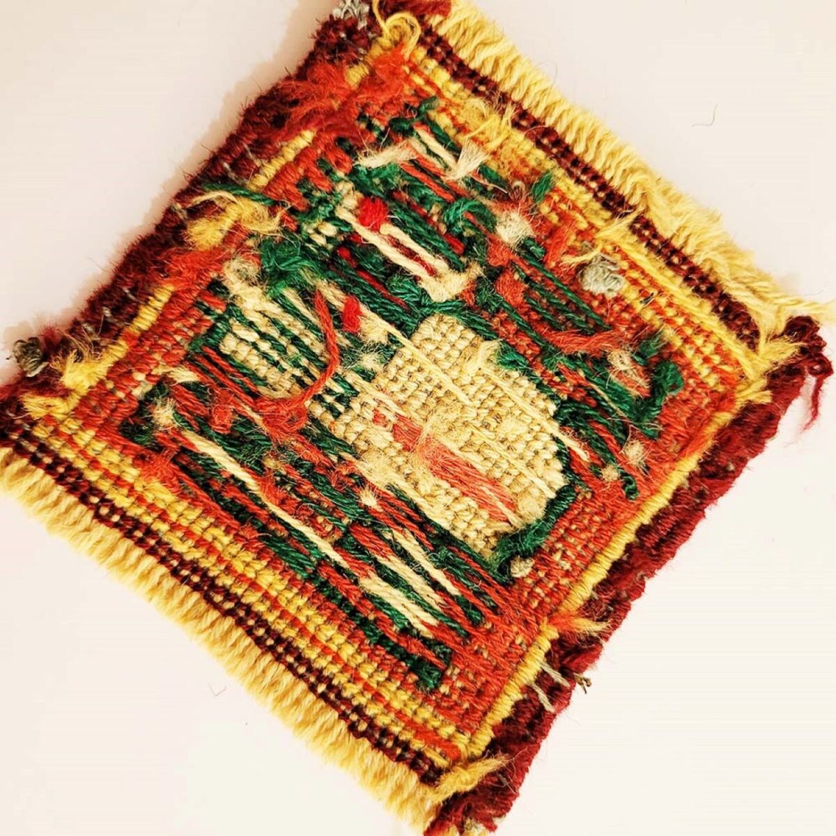 Price and Buy Handwoven Persian Kilim Coaster with Bird Design - Image 3