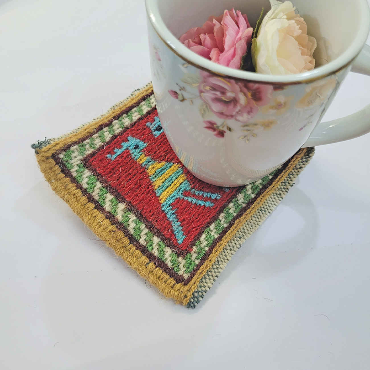 Price and Buy Handwoven Persian Kilim Coaster with Hoopoe Design - Image 3