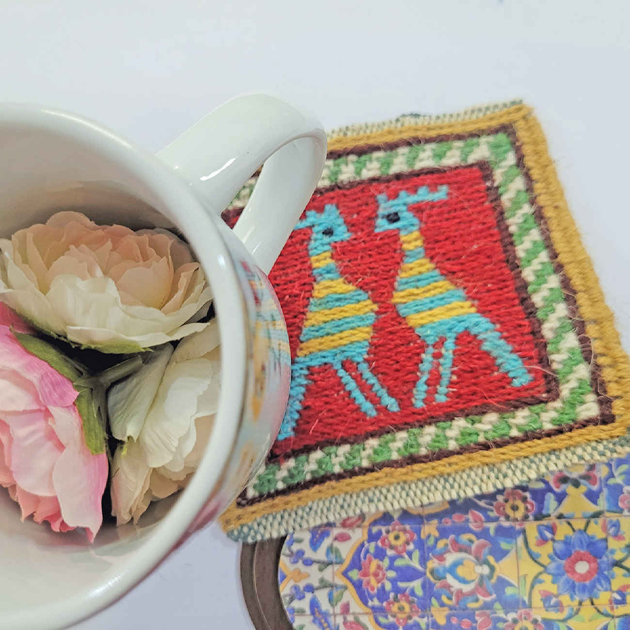 Price and Buy Handwoven Persian Kilim Coaster with Hoopoe Design - Image 4