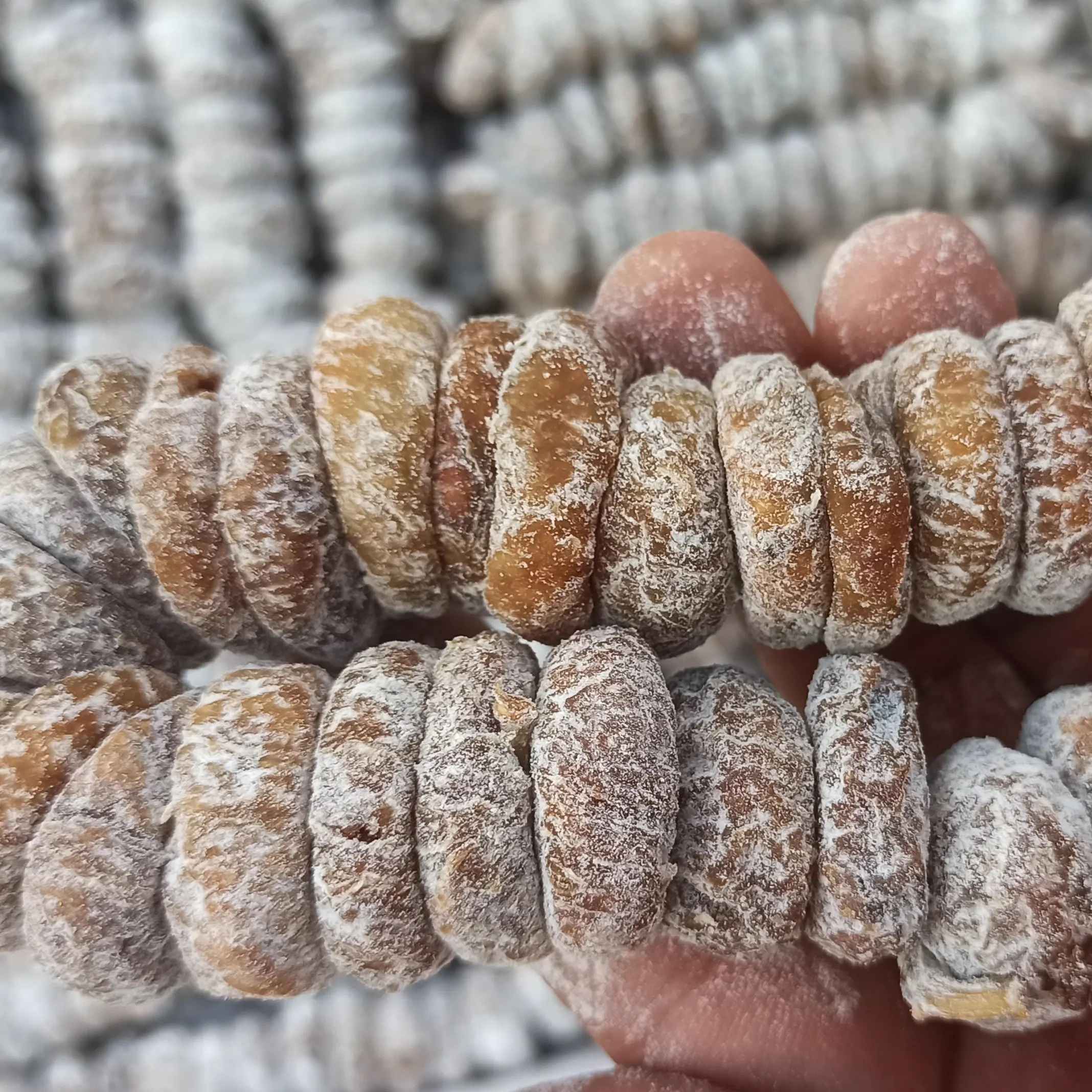 Price and Buy Iranian Dried Floured Figs – 500 grams - Image 3
