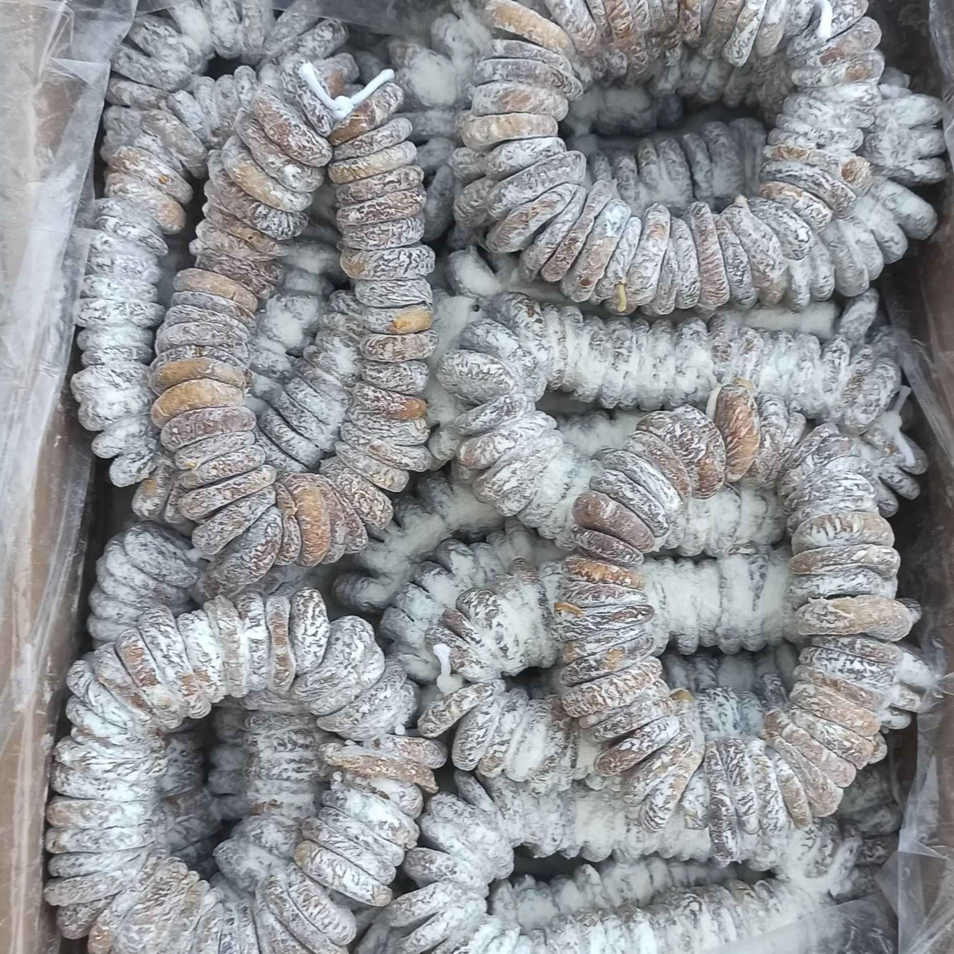 Price and Buy Iranian Dried Floured Figs – 500 grams - Image 4
