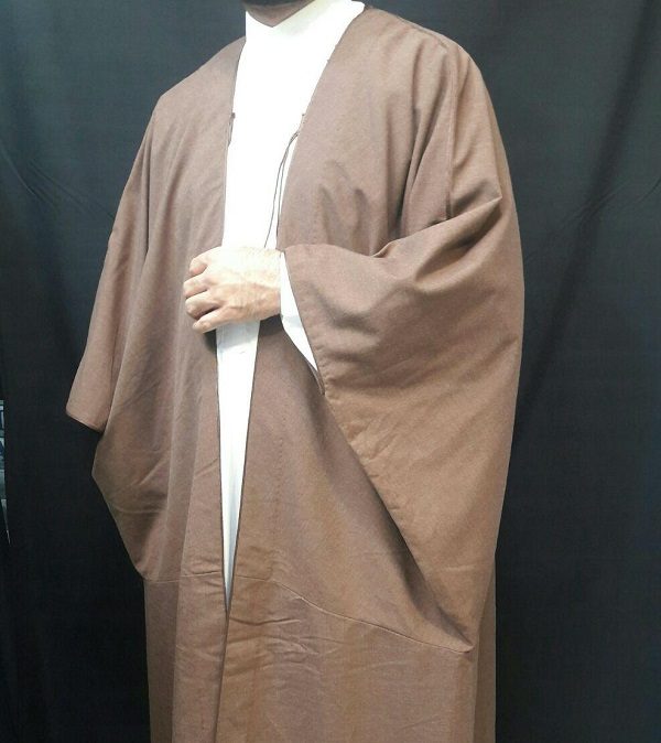 Price and Buy Islamic Men’s Wool Bisht Cloak for Cold Seasons – Arab Heritage - Image 3