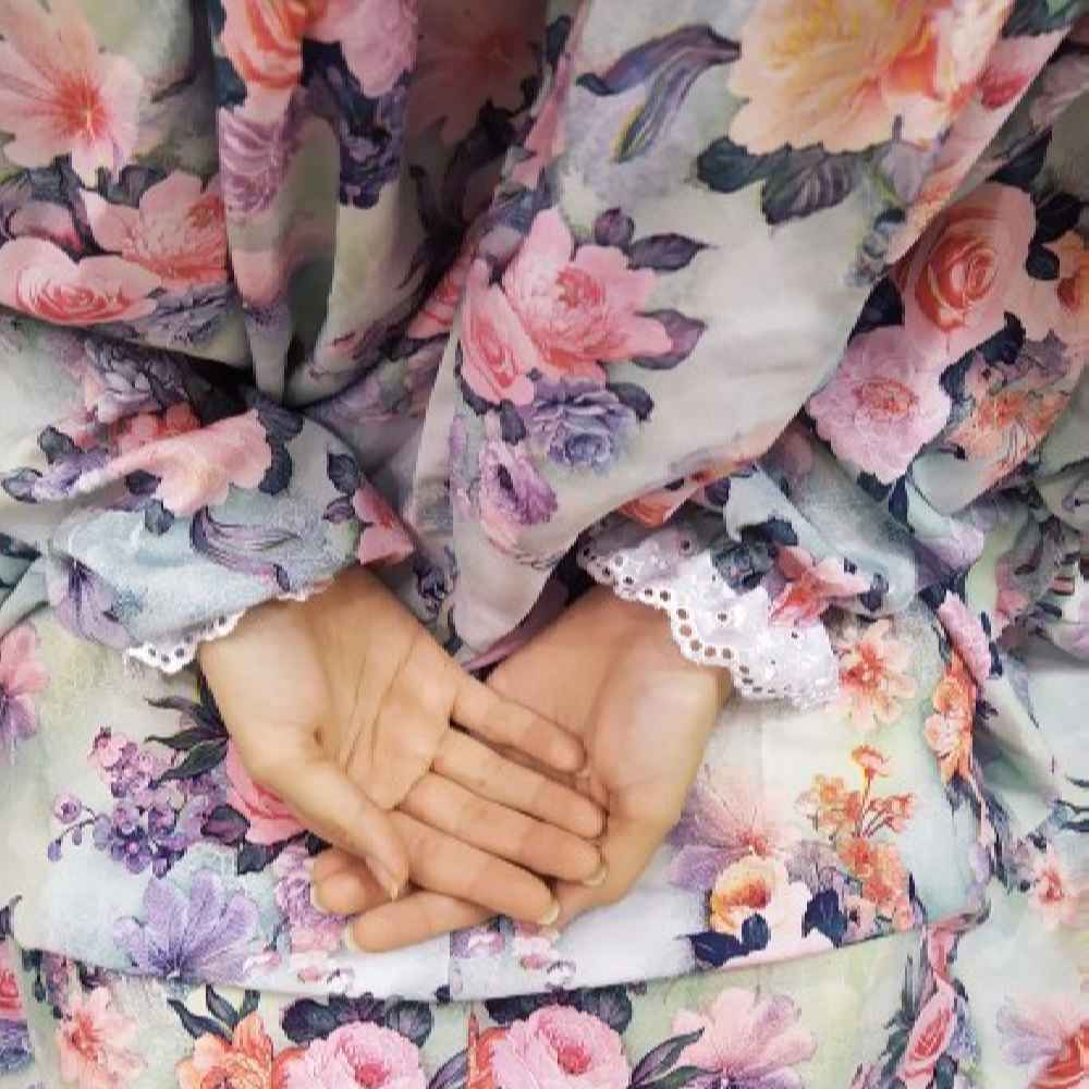 Price and Buy Islamic Namaz Chador with Sleeves for Women Ideal for Praying – Floral Pattern Sama - Image 5