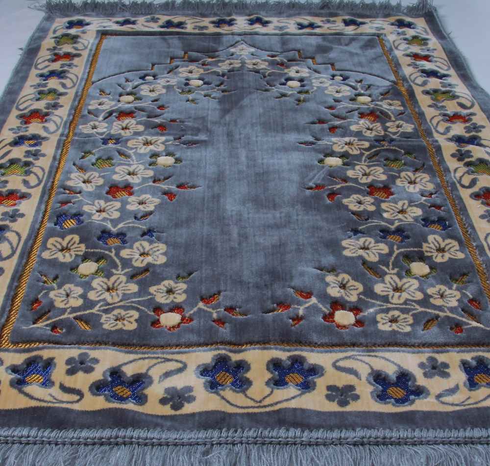 Price and Buy Islamic Prayer Rug Padded Red Velvet Sajadah with Floral Design for Muslims - Image 8