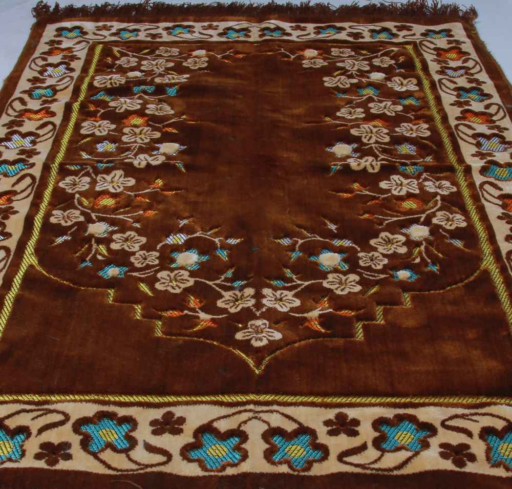 Price and Buy Islamic Prayer Rug Padded Red Velvet Sajadah with Floral Design for Muslims - Image 10