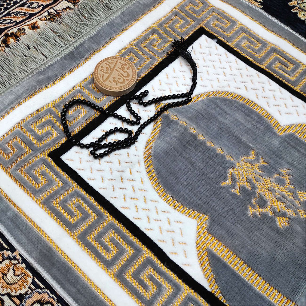Price and Buy Islamic Prayer Velvet Rug Sajadah Traditional Crimson - Image 12