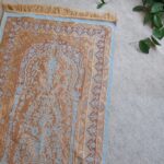Price and Buy Islamic Velvet Prayer Rug Padded Janamaz Sajada for Islamic Worship - Image 3