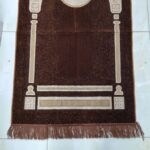 Price and Buy Islamic Velvet Prayer Rug Padded Janamaz Sajadah in Holy Kaaba Brown - Image 3