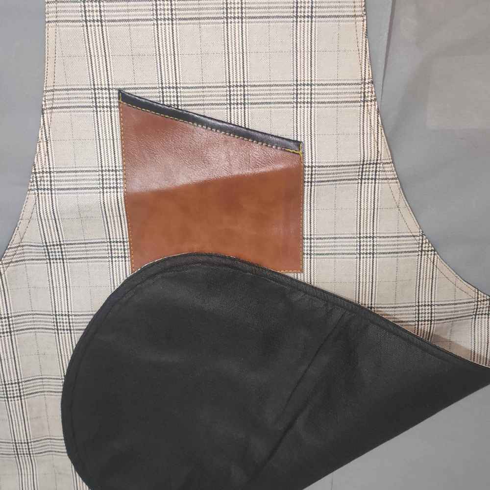 Price and Buy Leather & Fabric Barista Apron – Classic Design & Versatile - Image 4