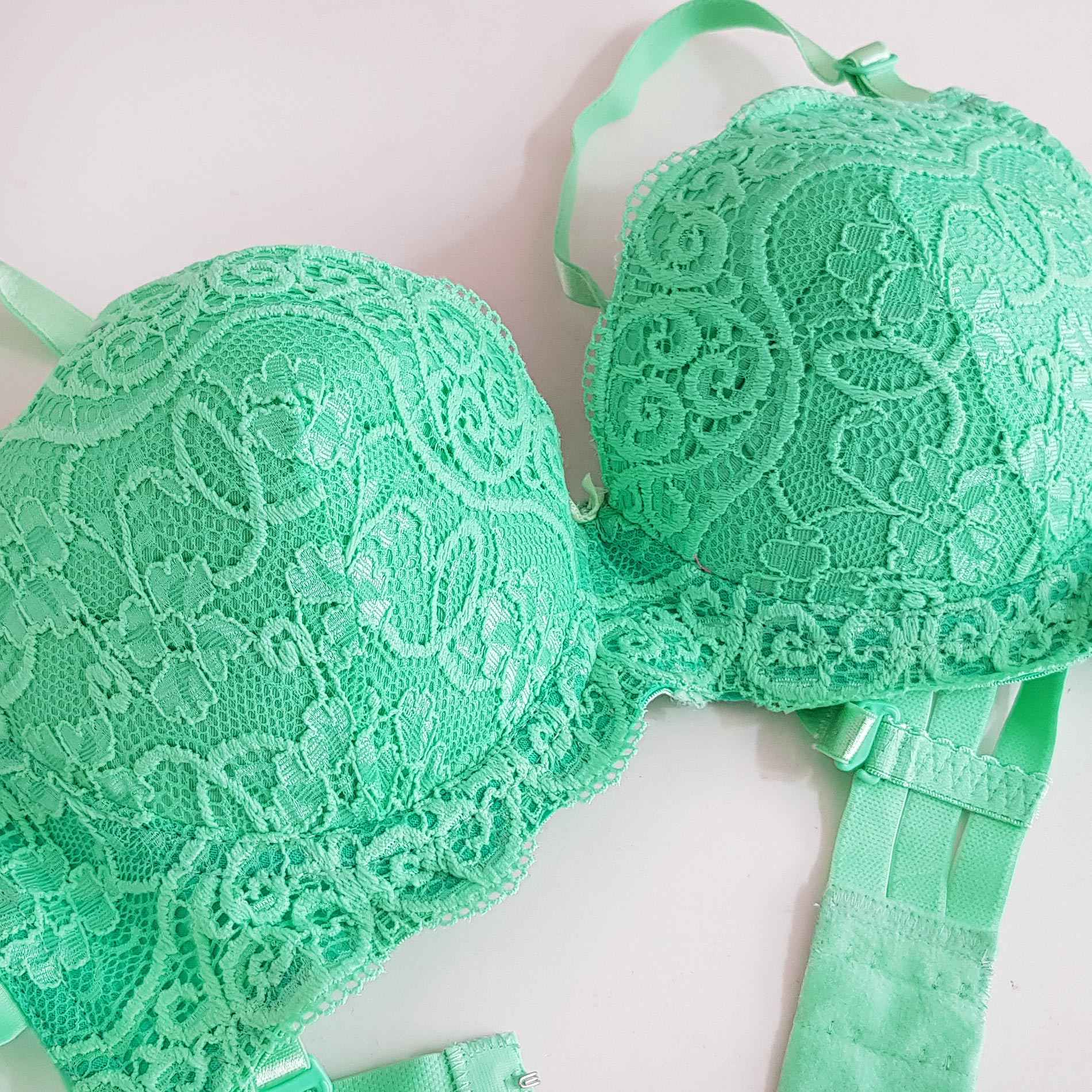 Price and Buy Lingerie Set Padded Bra & Thong Guipure for Women - Image 4