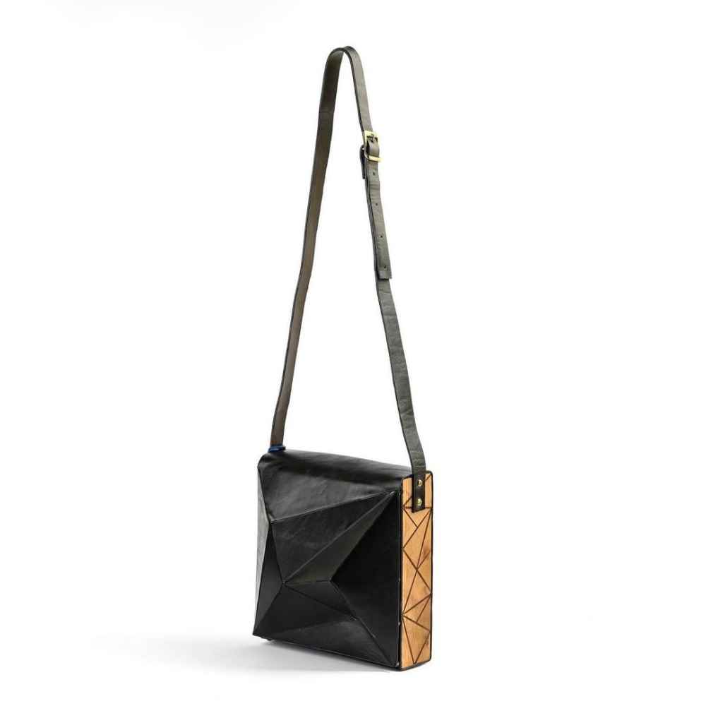 Price and Buy Luxurious Handcrafted Leather Crossbody Shoulder Bag – 3D Edition - Image 3