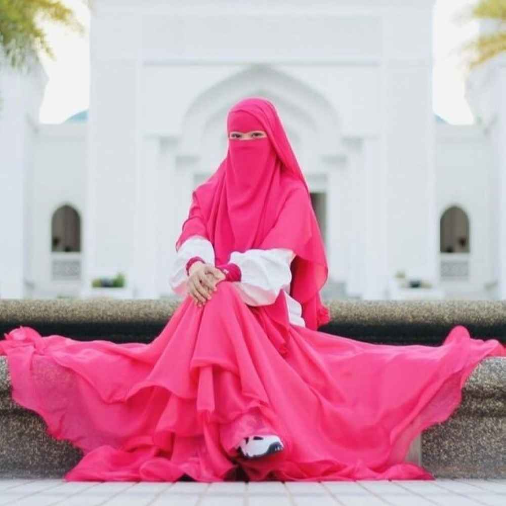Price and Buy Magenta Islamic Crepe Square Scarf & Niqab Set for Women - Image 3